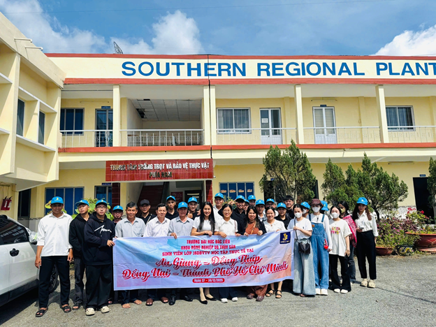 SINH VIÊN NGÀNH BẢO VỆ THỰC VẬT, KHOA NÔNG NGHIỆP VÀ THỦY SẢN, TRƯỜNG ĐẠI HỌC BẠC LIÊU THAM GIA CHUYẾN THỰC TẬP GIÁO TRÌNH BẢO VỆ THỰC VẬT